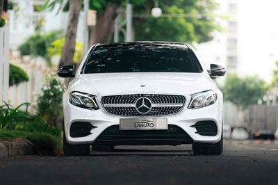 LONG ANH AUTO về Mercedes E200 Sport 2019 Limited