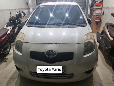 Xe Yaris 1.3 AT Cực Đẹp. Xe Gia Đình Giá Tốt