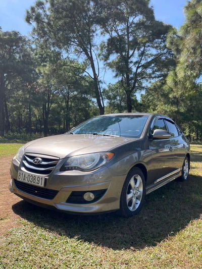 Huyndaj Avante sx 2013 1.6 AT - 90000 km