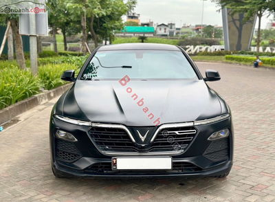 Xe VinFast Lux A 2.0 Base 2.0 AT 2021