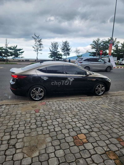 Bán xe Huyndai 2.0 AT đẹp đời 2019