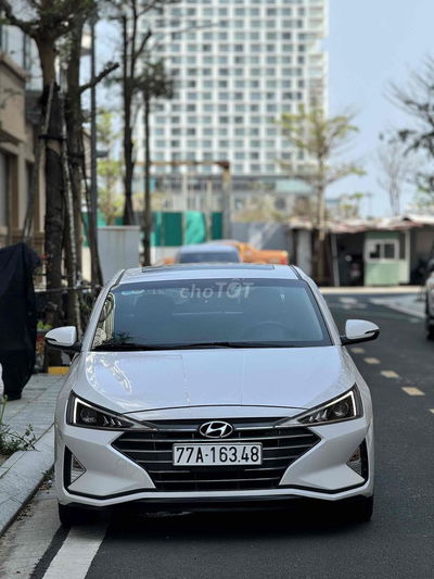Hyundai Elantra 2020 1.6 AT - 80000 km