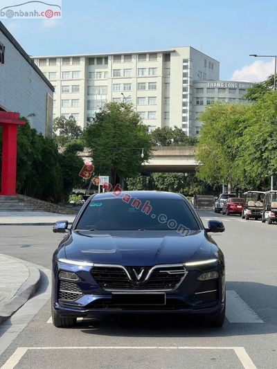 Xe VinFast Lux A 2.0 Premium 2.0 AT 2020