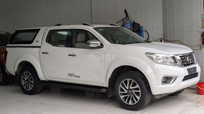Navara EL 2019 đẹp xuất sắc, form 2020