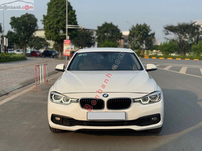 Xe BMW 3 Series 320i 2016
