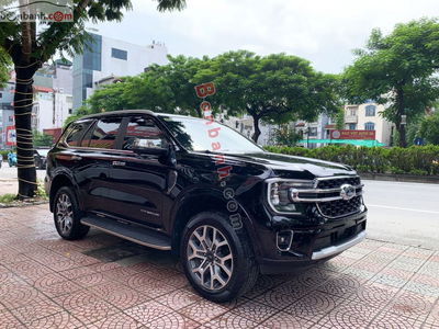 Xe Ford Everest Titanium 2.0L 4x2 AT 2024