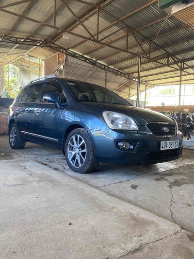 Kia Carens 2014 S 2.0 MT - 19000 km