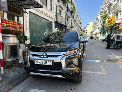 Mitsubishi Triton 2019 AT Mivec Premium - 80000 km