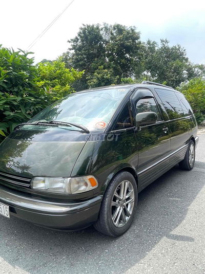 Toyota Previa 1992 bán 1 trong 2 xe