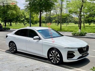 Xe VinFast Lux A 2.0 Premium 2.0 AT 2019
