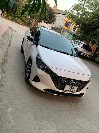 Hyundai Accent 2022 1.4 AT - 50000 km
