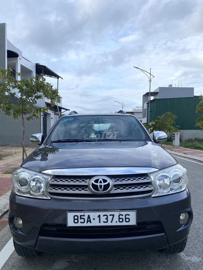 Toyota Fortuner 2009 2.5G - 145000 km