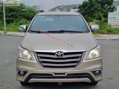 Xe Toyota Innova 2.0E 2016