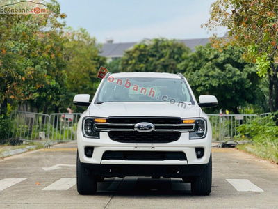 Xe Ford Everest Ambiente 2.0L 4x2 AT 2025