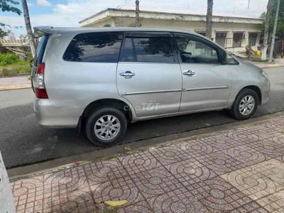 Toyota Innova 2006 J - 450000 km