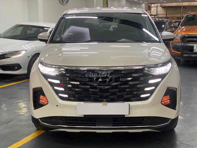 Hyundai Custin 2023 1.5 Tiêu chuẩn - 32000 km lươt