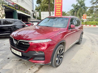 Xe VinFast Lux SA 2.0 Premium 2.0 AT 2020