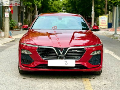Xe VinFast Lux A 2.0 Base 2.0 AT 2020