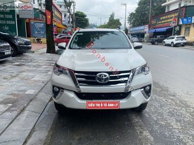 Xe Toyota Fortuner 2.7V 4x2 AT 2019