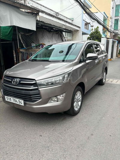 Toyota Innova 2019 2.0E - 109000 km