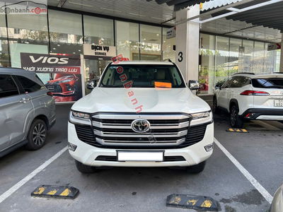 Xe Toyota Land Cruiser 3.5 V6 2023