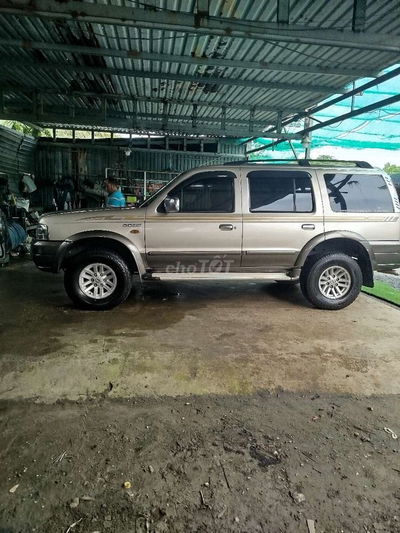 Ford Everest 2005 Vàng cát