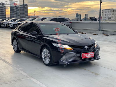 Xe Toyota Camry 2.5Q 2021