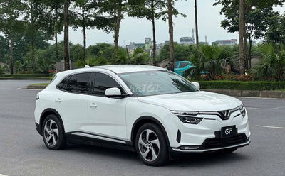 Vinfast VF8 Eco 2022 Màu Trắng
