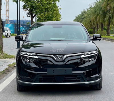 Vinfast VF8 Eco 2022 Đen Siêu Lướt