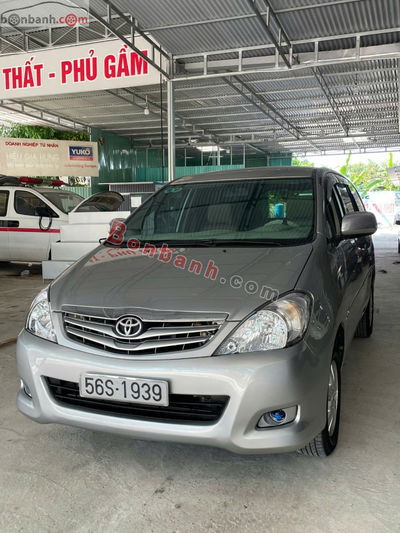 Xe Toyota Innova G 2010