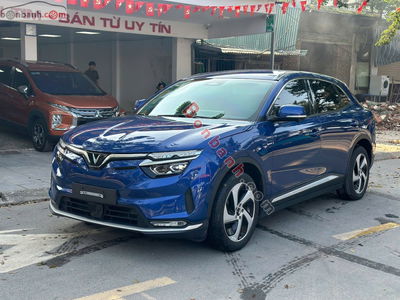 Xe VinFast VF8 Eco AWD 2023