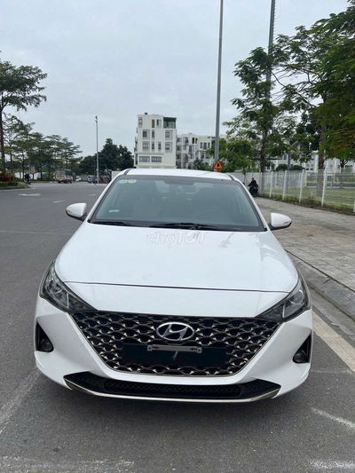 Hyundai Accent 1.4 AT 2021 màu trắng