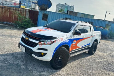 Xe Chevrolet Colorado High Country 2.5L 4x4 AT 2019