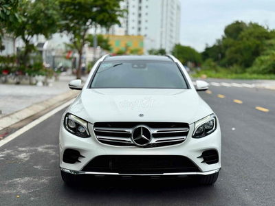 Mercedes Benz GLC Class 2018 300 4MATIC AT - 54000