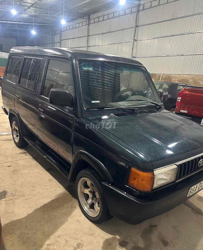 Bán Xe Toyota Zace 7 chỗ màu Xanh đen