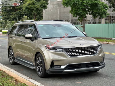 Xe Kia Carnival Signature 2.2D 2021