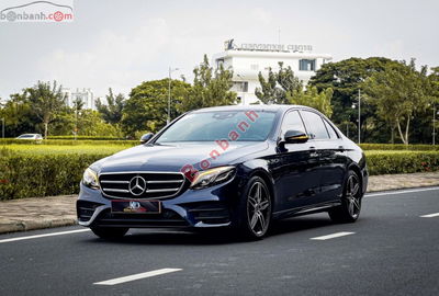 Xe Mercedes Benz E class E300 AMG 2019