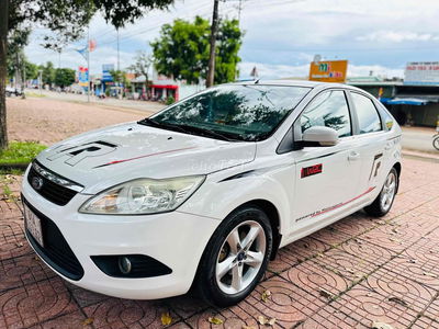 Mua xe mới nên em bán Ford Focus 2012