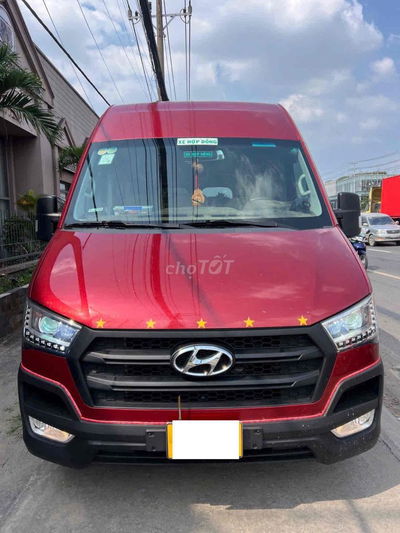 Hyundai Solati 2019 2.5L 16chỗ xe đẹp fuloption