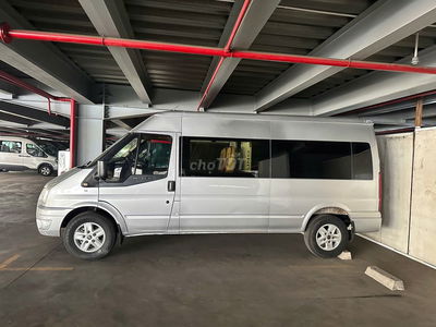 Ford Transit Van 6 Chổ 2018, hỗ trợ vay NH 60%