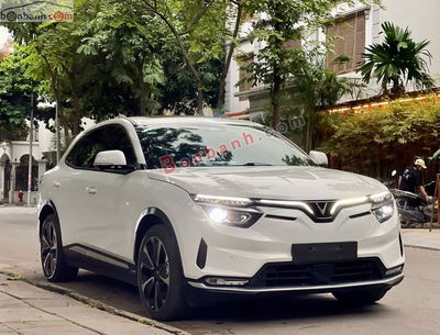 Xe VinFast VF8 Plus AWD 2023