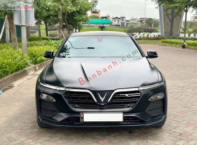 Xe VinFast Lux A 2.0 Base 2.0 AT 2021