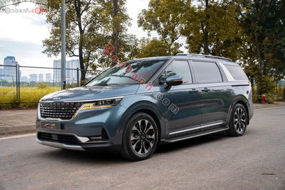Xe Kia Carnival Signature 2.2D 2022