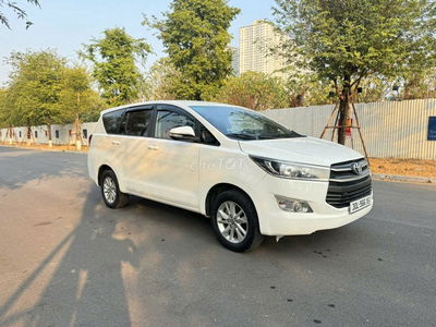 Invova nồi đồng cối đá vừa đi vừa phá k hỏng