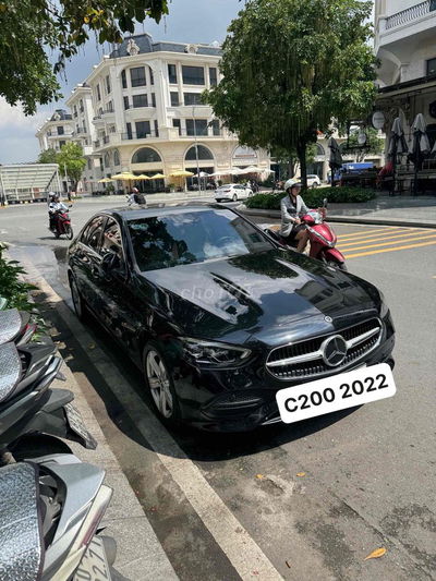 mercedes c200 avantgarde sản xuất 2022 chạy 14.000