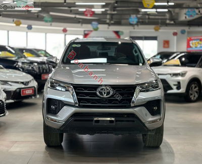 Xe Toyota Fortuner 2.7L 4x2 AT 2022