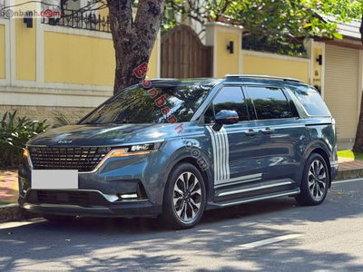 Xe Kia Carnival Signature 2.2D 2023