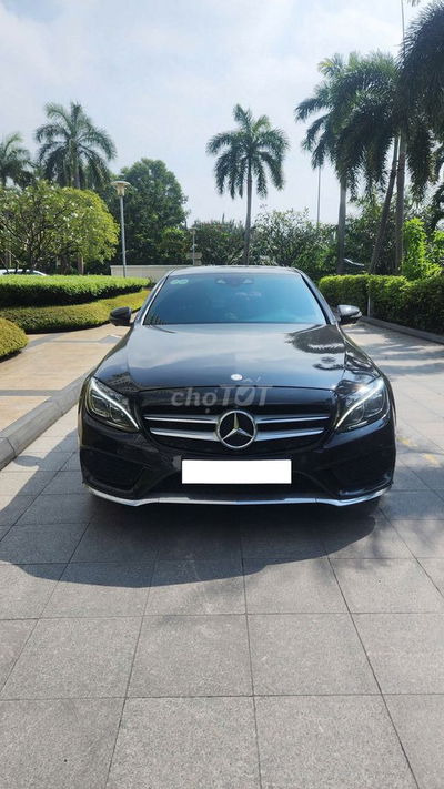 Cọp trùm mền C300 AMG 2016 mới đi 7 vạn km