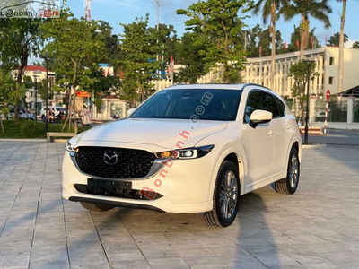 Xe Mazda CX5 Premium Exclusive 2.0 AT 2024