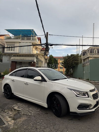 Chevrolet Cruze 1.8 LTZ Trắng